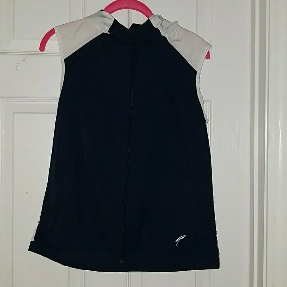 Navy and white hooded vest Sz S NWOT